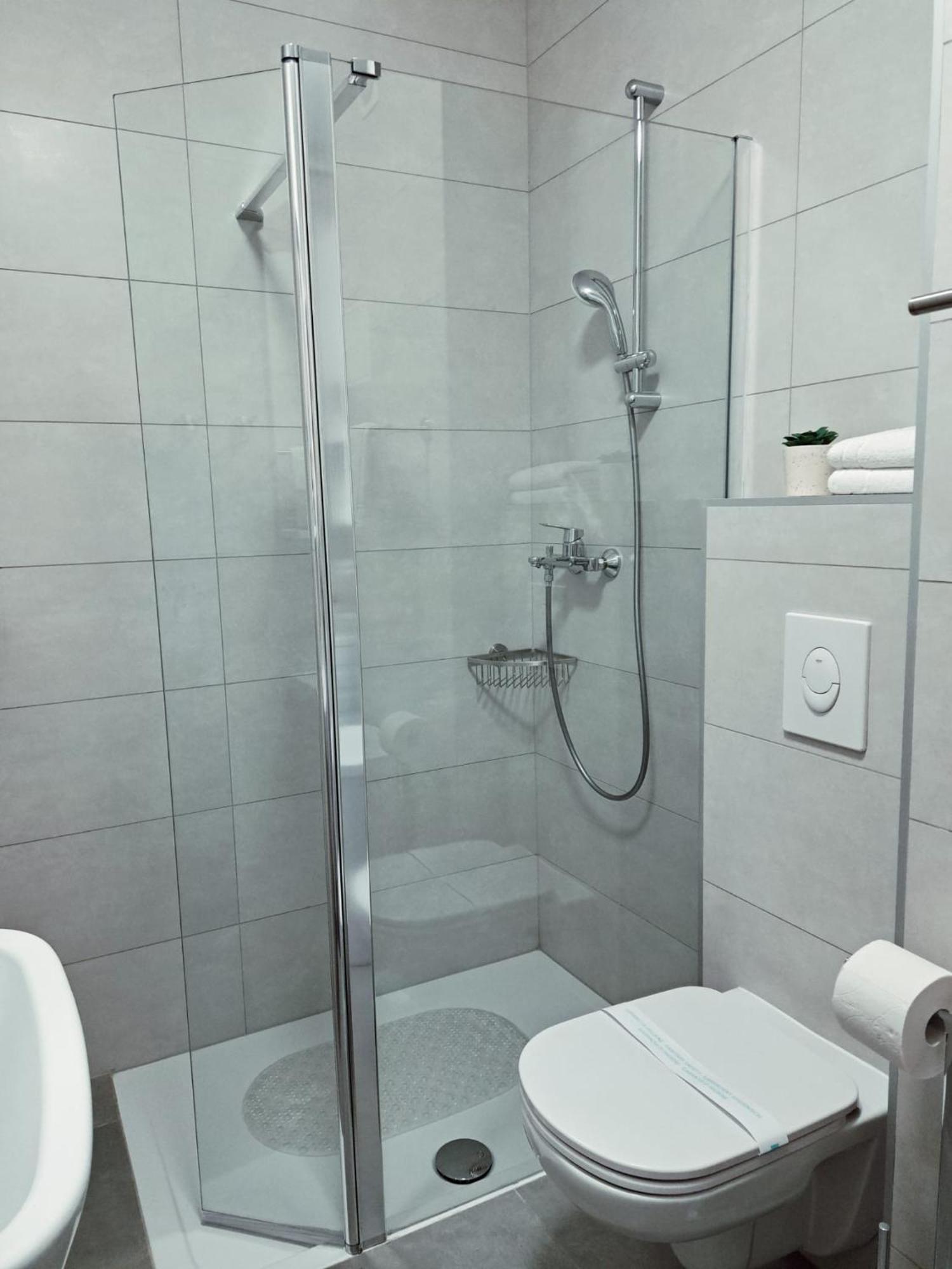 Apartman West Zen Загреб Екстериор снимка