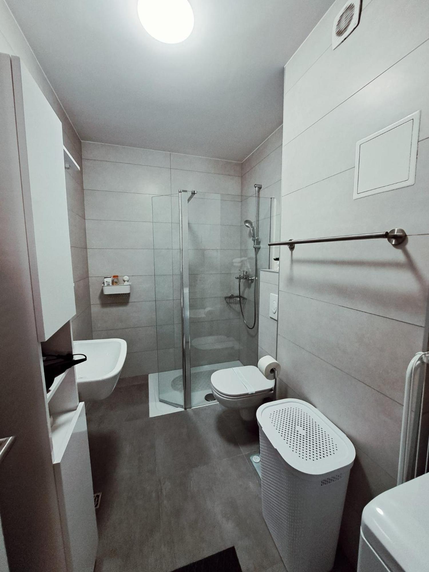 Apartman West Zen Загреб Екстериор снимка
