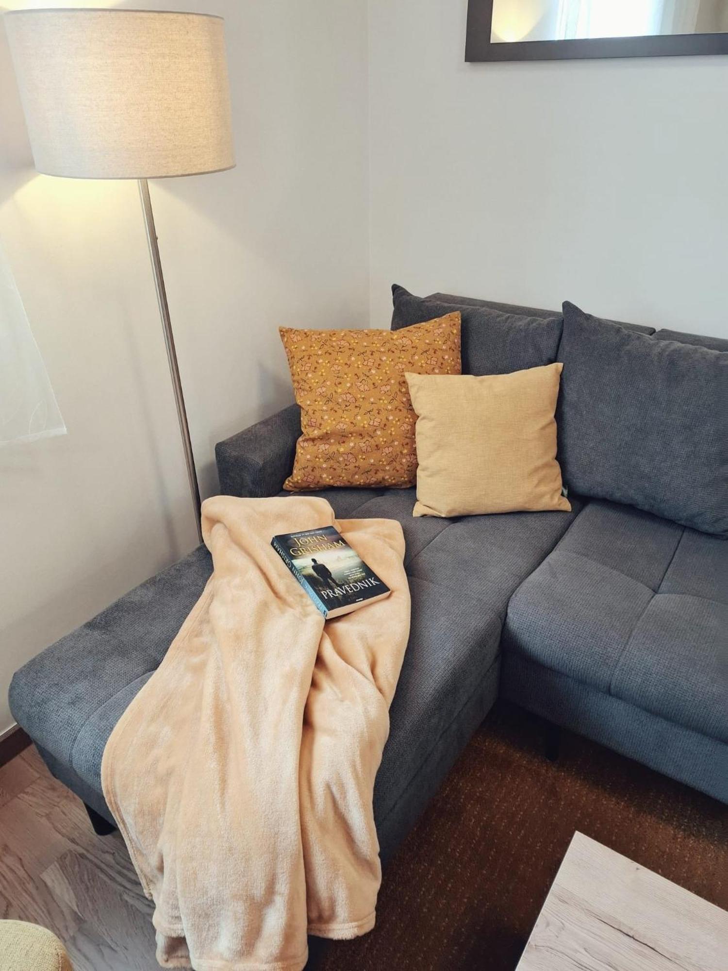 Apartman West Zen Загреб Екстериор снимка